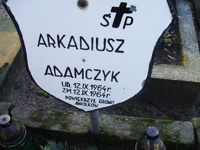 Grób Arkadiusz Adamczyk