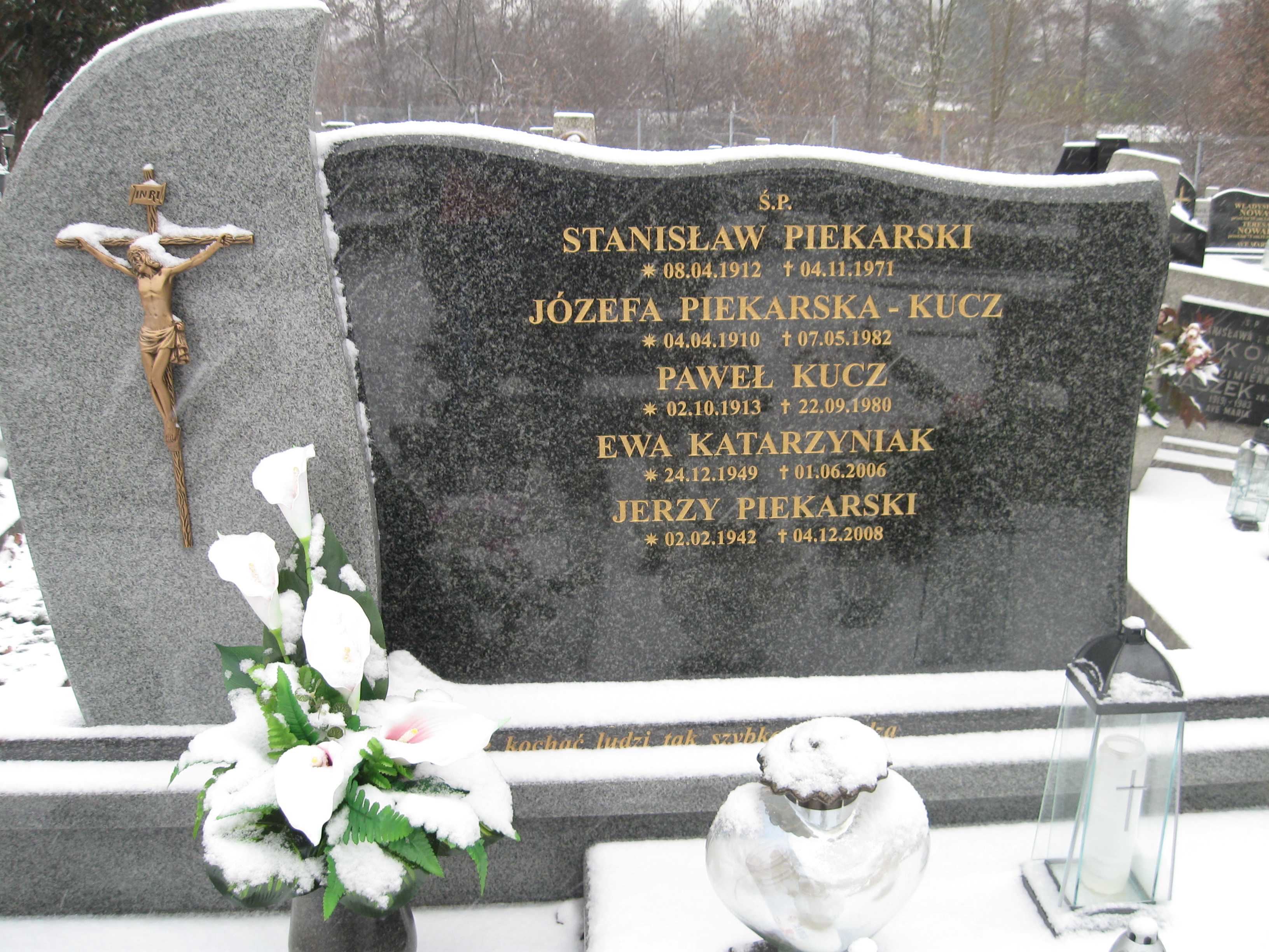 Grób Łucja Piekarska