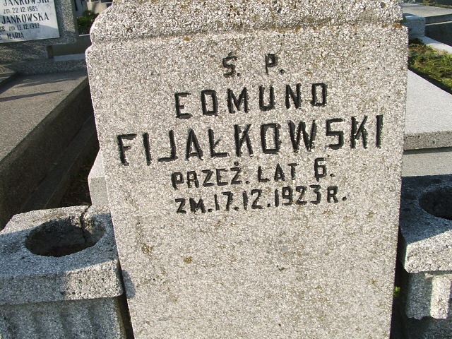 Edmund Fijałkowski Kalisz św. Józefa Tyniecki 0302 - Grobonet - Wyszukiwarka osób pochowanych